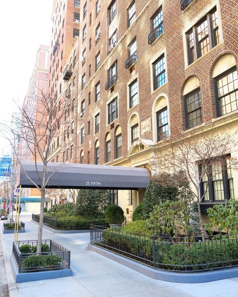 What pets and Hamptons rentals have to  do with one another